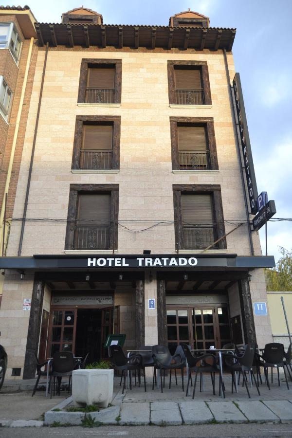 Hotel El Tratado 토르데실라 외부 사진
